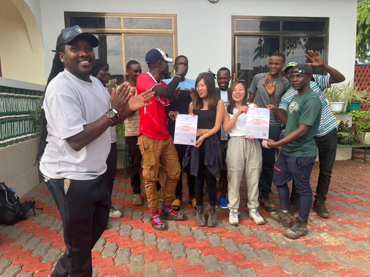 Kilimanjaro Trekcity Hostel Moshi Kültér fotó